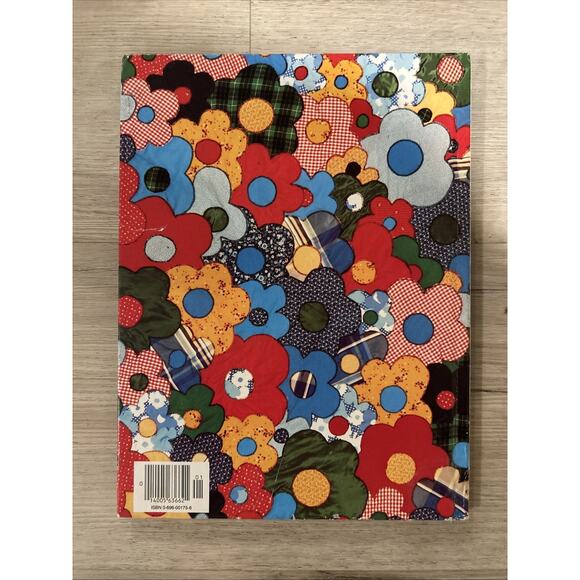 Better Homes and Gardens Patchwork and Quilting 1977 Hardcover Craft Book Sewing - Picture 2 of 2